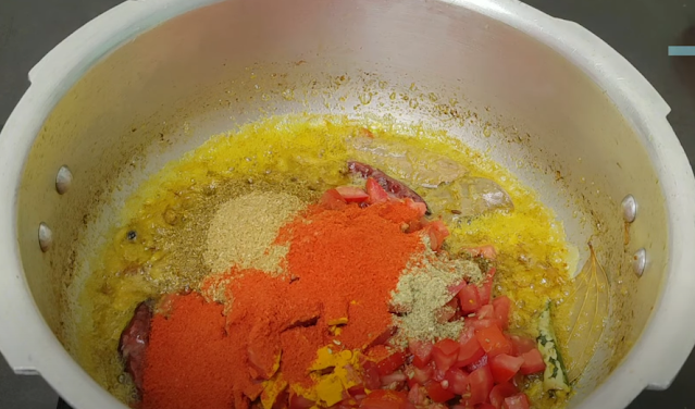 CHICKEN BHUNA MASALA BY MULTANIKITCHEN CHICKEN BHUNA MASALA BY MULTANIKITCHEN