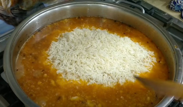 BEEF PULAO RECIPE BY MULTANIKITCHEN BEEF PULAO RECIPE BY MULTANIKITCHEN