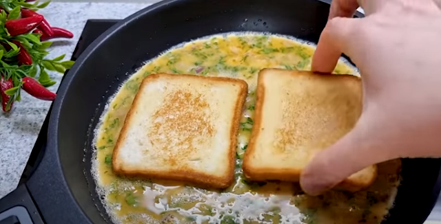 Cheesy Bread Omelette Cheesy Bread Omelette