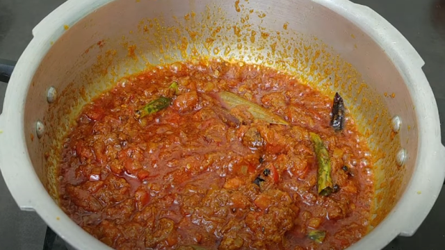 CHICKEN BHUNA MASALA BY MULTANIKITCHEN CHICKEN BHUNA MASALA BY MULTANIKITCHEN