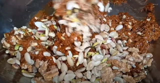 Hafiz Multani Sohan Halwa Recipe in Urdu Hafiz Multani Sohan Halwa Recipe in Urdu