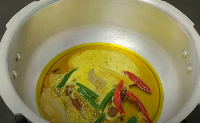 CHICKEN BHUNA MASALA BY MULTANIKITCHEN CHICKEN BHUNA MASALA BY MULTANIKITCHEN